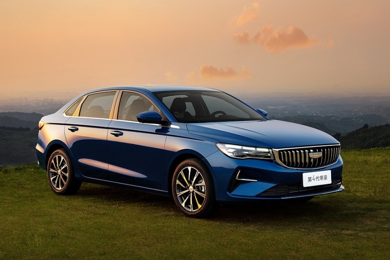 Седан Geely Emgrand нового поколения показался на полноценных фирменных фото