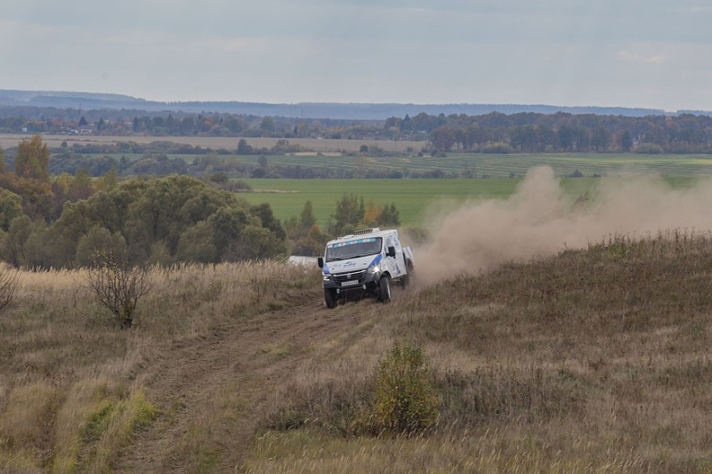 Серебро и три бронзы: команда «ГАЗ Рейд Спорт» с триумфом завершила юбилейные «Холмы России»