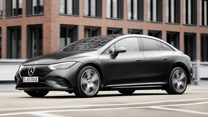 Скорая отставка: Mercedes может через несколько месяцев завершить выпуск EQE и EQE SUV