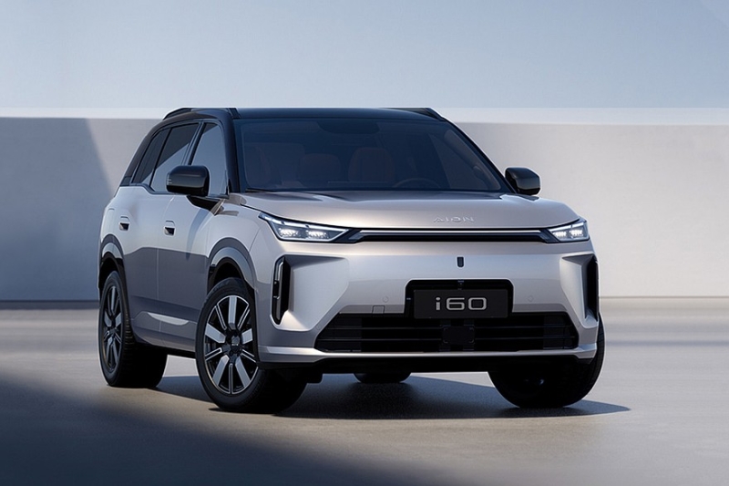 Анонсирован новый кроссовер от GAC – Aion i60, брат Toyota bZ3X