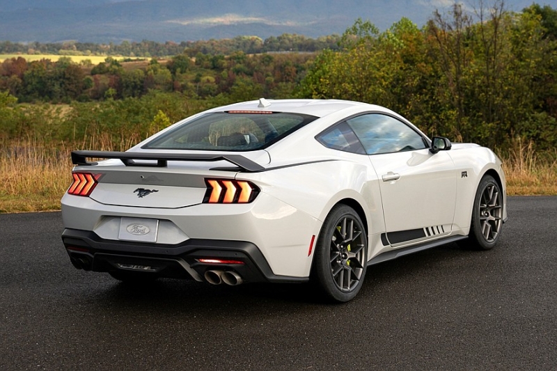 Ford Mustang RTR: долгожданный заводской дрифт-кар для молодых и дерзких