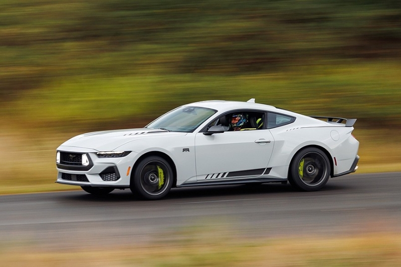 Ford Mustang RTR: долгожданный заводской дрифт-кар для молодых и дерзких