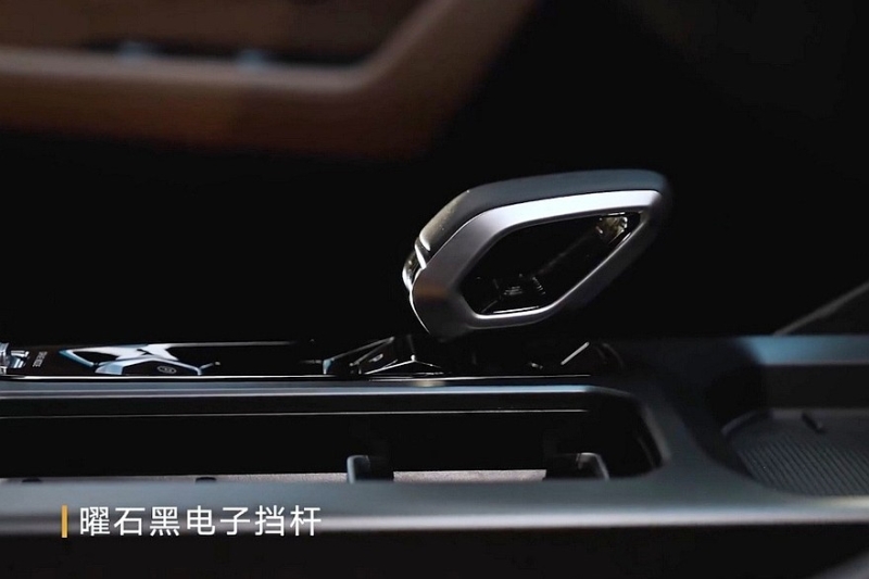 Geely полностью раскрыла дизайн обновлённого кроссовера Okavango