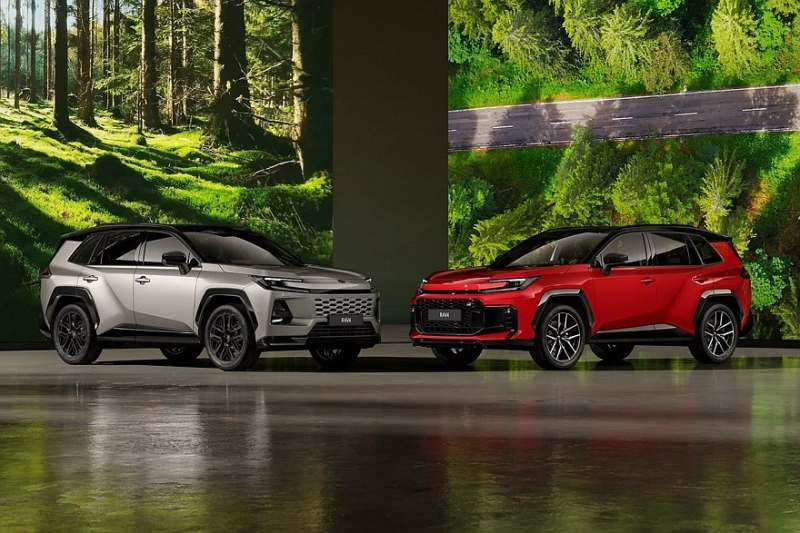 Кроссовер Toyota RAV4 нового поколения приготовился к старту продаж