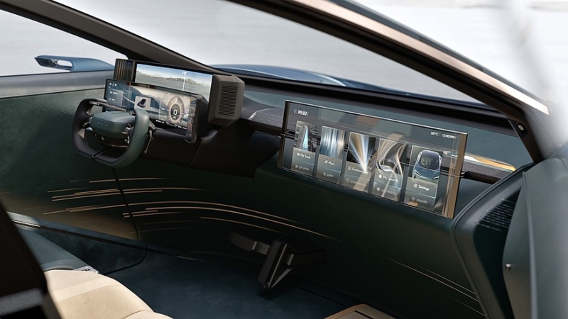 Lexus ищет новые форматы для флагманской модели LS, а новый суперкар показал интерьер