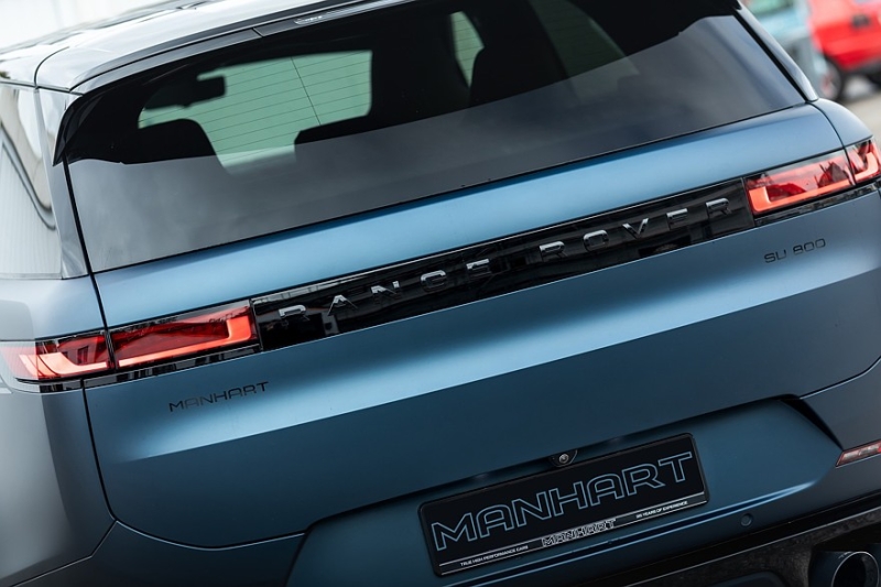 Manhart SV 800: больше мощности для упакованного в карбон Range Rover Sport SV