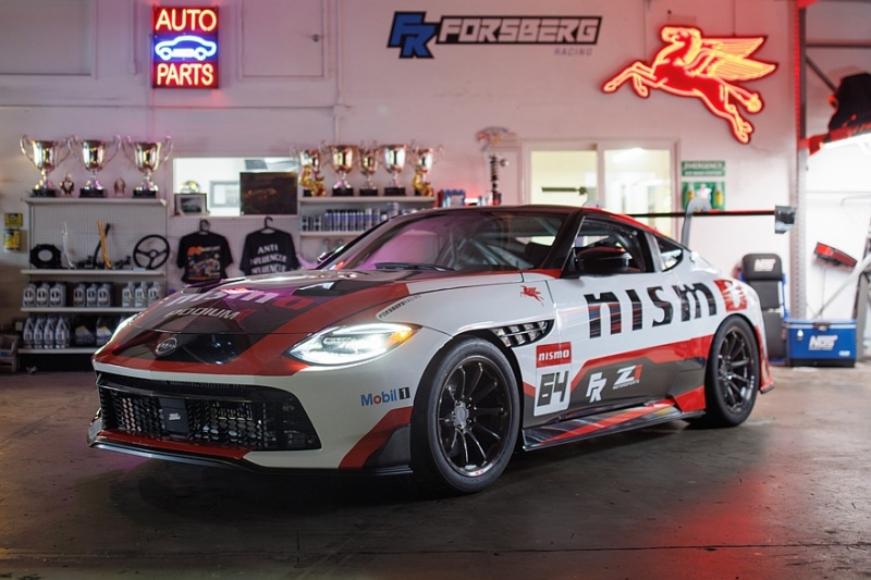 Nissan подготовил концепты на базе внедорожника Patrol, пикапа Frontier и спорткара Z Nismo