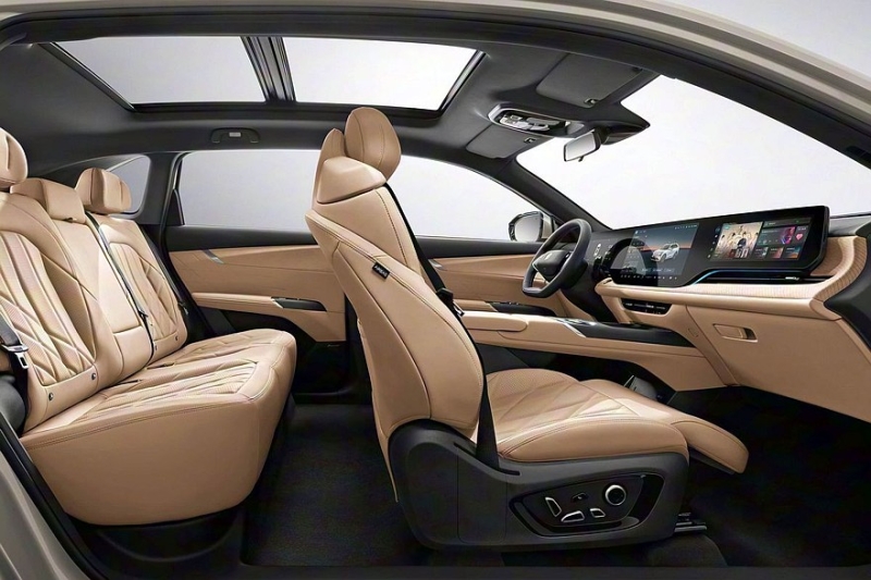 Новый Changan CS75 Plus стартовал в Казахстане перед дебютом в России. Есть полный привод