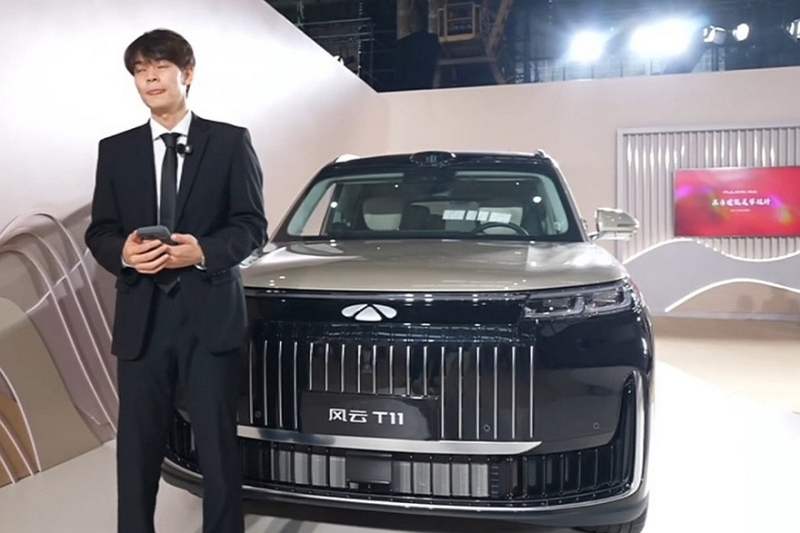 Представлен роскошный кроссовер Chery Fulwin T11. В России он появится под другим брендом