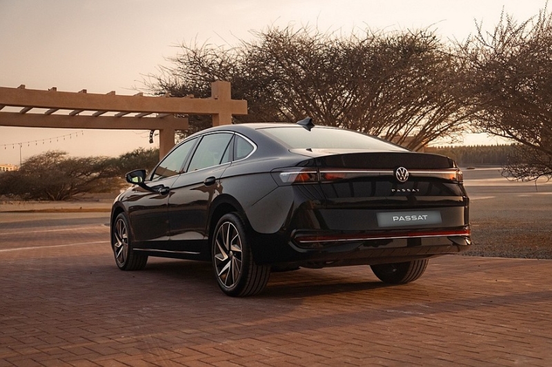 Представлены «другие» новые седаны Volkswagen Jetta и Passat