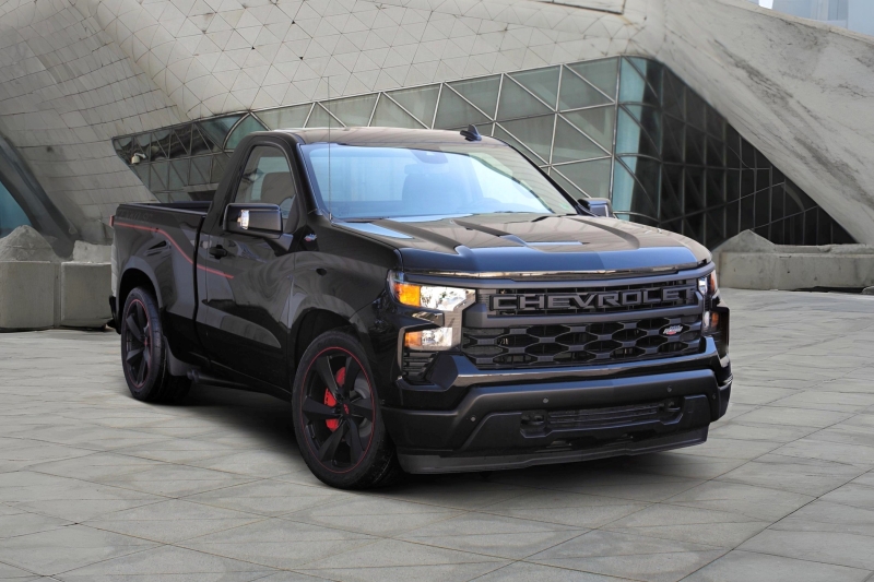 Chevrolet Silverado Yenko/SC: 1000-сильный заднеприводный пикап-коротыш с МКП