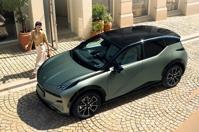 Непопулярный кроссовер Zeekr X стал мощнее и обрёл доработанный салон