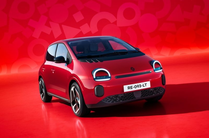 Новый Renault Twingo полностью рассекречен: дёшево, весело, но недалеко (до 263 км)