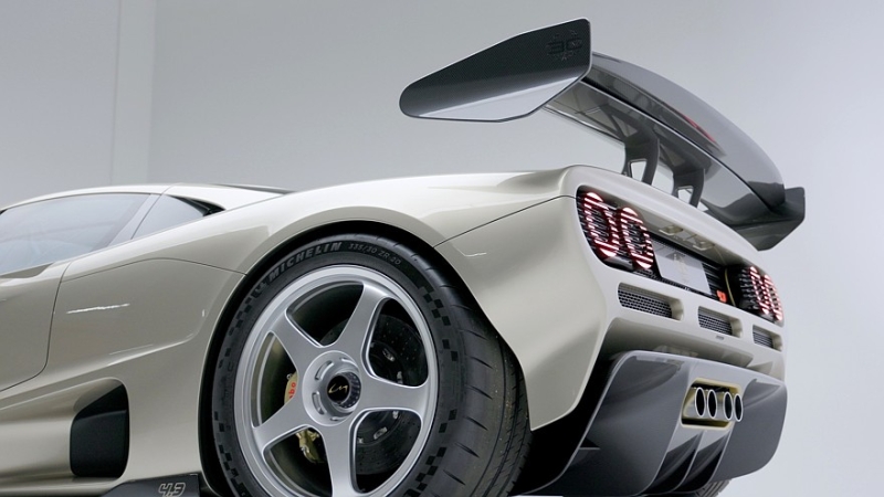 По цене самолёта: один из пяти суперкаров Gordon Murray S1 LM продадут на аукционе