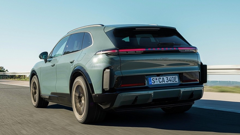 Porsche Cayenne Electric сбросил маску: две версии, до 1156 л.с. и беспроводная зарядка