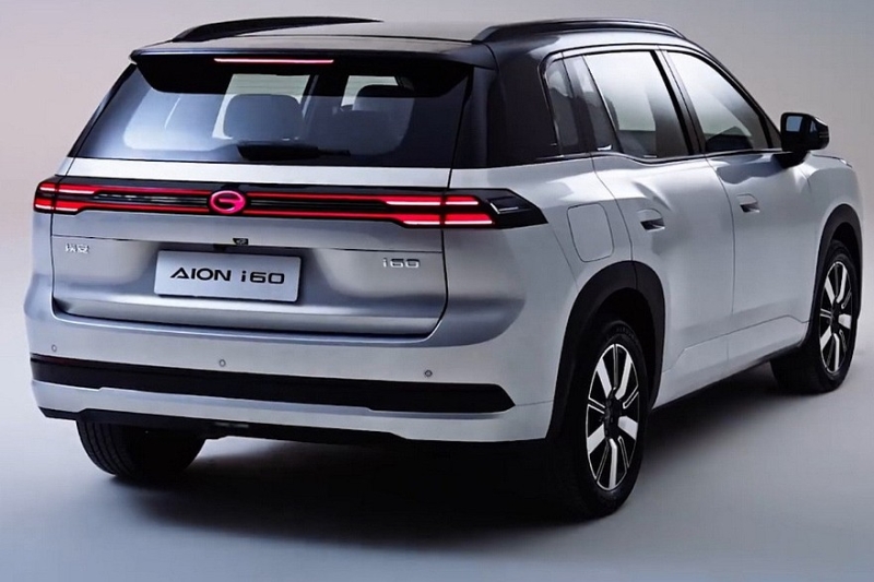 Представлен кроссовер GAC Aion i60: пока дороже брата от Toyota