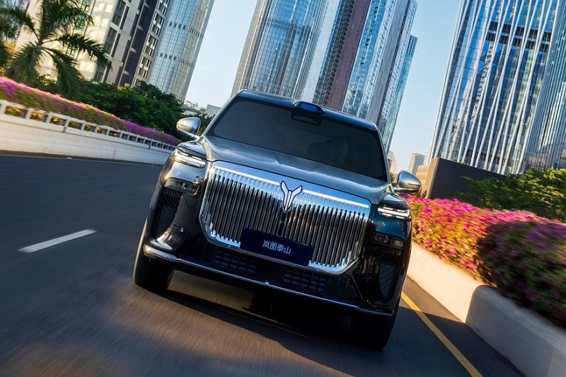 Роскошный кроссовер Voyah Taishan: успешный старт в Китае и премьера версии для России