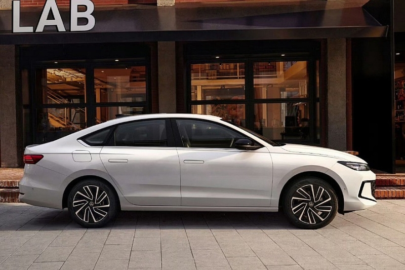 Седан Volkswagen Lavida Pro, аналог Jetta: два варианта дизайна, два мотора и скидки