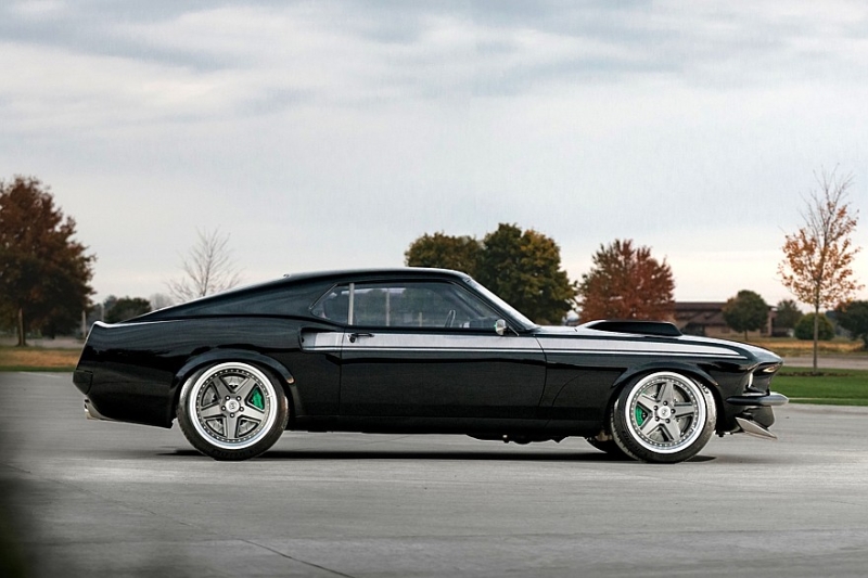 Тачка криминального босса: роскошный Ford Mustang Kingpin от Ringbrothers