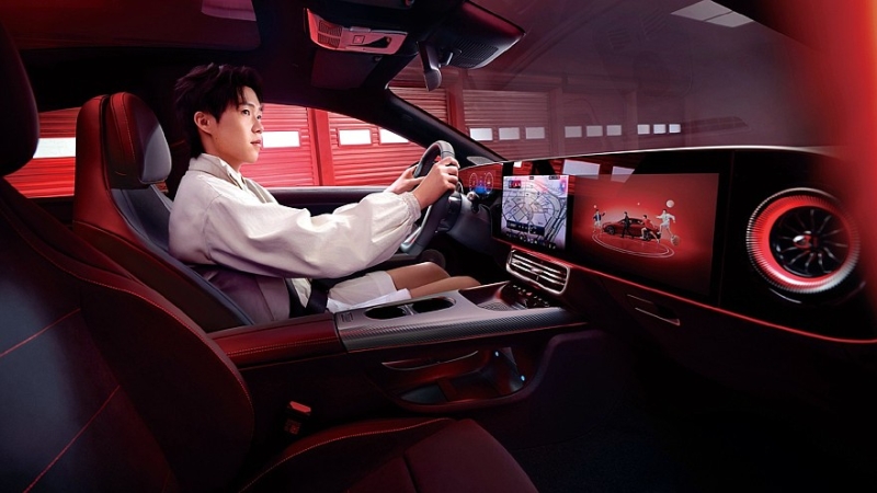 Удлинённый китайский Mercedes-Benz CLA L выходит на рынок без полного привода