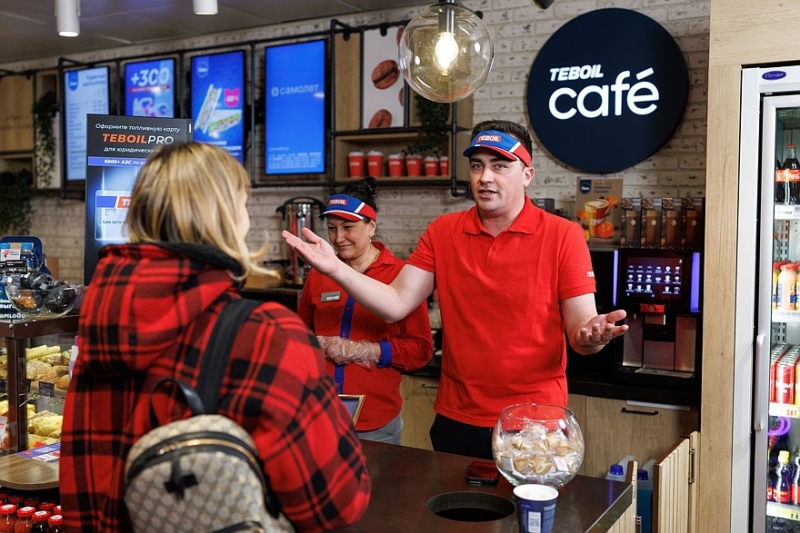 Заправиться у Димы Гордея и попытаться выиграть миллион баллов: День клиента на АЗС Teboil