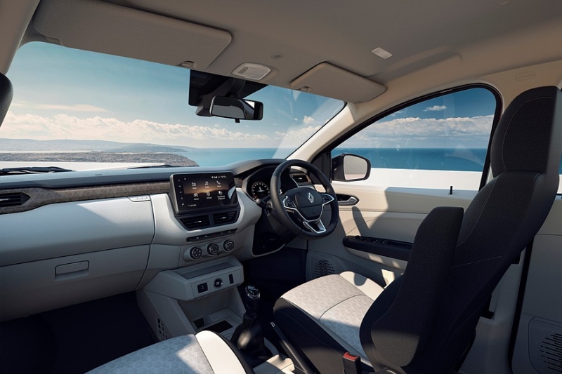 Бюджетный компактвэн Nissan на базе Renault Triber: это Gravite, в продаже – в 2026 году