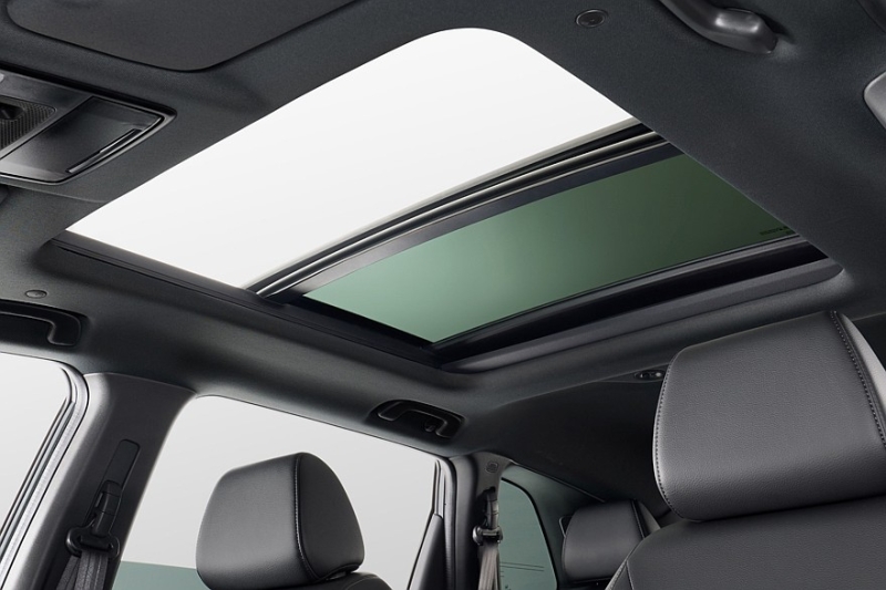 Honda CR-V готовится выйти на домашний рынок и подбирает аксессуары по торжественному случаю