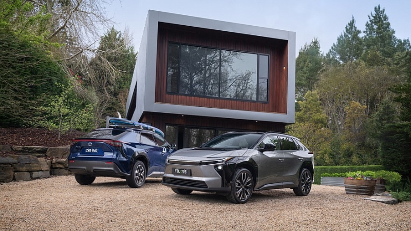 Кроссовер Toyota bZ4X подешевел на фоне слабого спроса