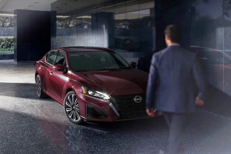 Nissan Altima 2026 модельного года: без рестайлинга, всего две версии, зато есть полный привод