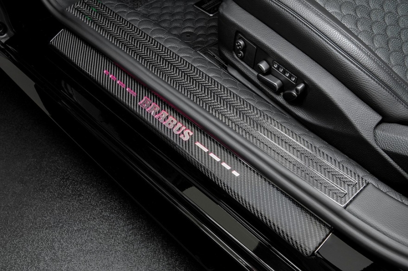 Первые Bentley от Brabus: форсированный V8, много карбона и полностью перешитый салон