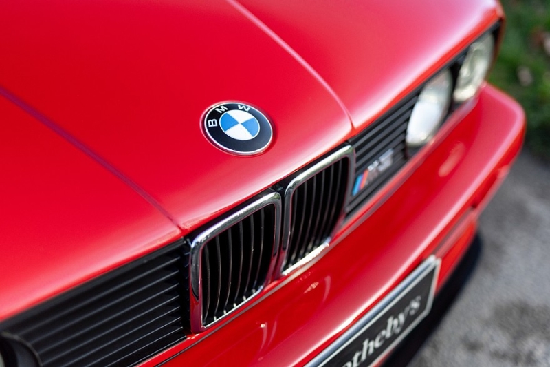 Редкий BMW M3 Sport Evolution 1990 года в идеальном состоянии продадут на аукционе
