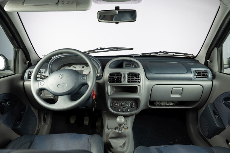 Renault распродаёт раритеты: удивительные концепты и прототипы, забытые и неизвестные