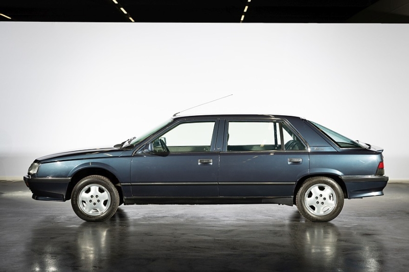 Renault распродаёт раритеты: удивительные концепты и прототипы, забытые и неизвестные