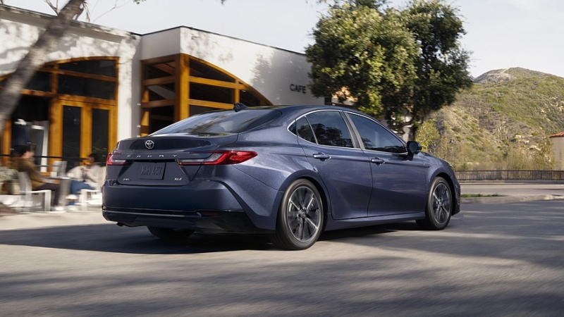 Toyota собирается продавать в Японии Camry, Highlander и Tundra с американской пропиской