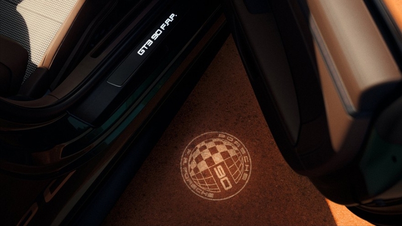 У Porsche 911 GT3 появилась спецверсия, посвящённая 90-летию Фердинанда Александра Порше