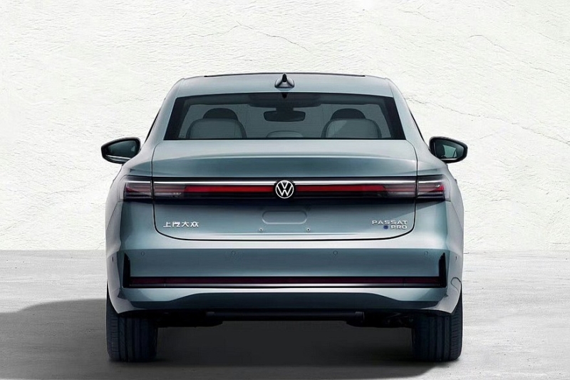 Volkswagen Passat Pro: к старту продаж готовится седан с другими дизайном и начинкой