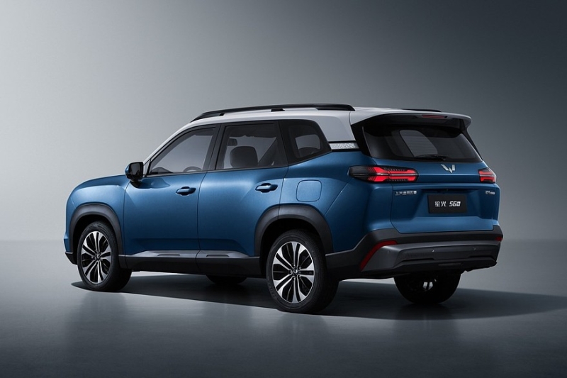 Wuling Starlight 560 от GM и SAIC: большой кроссовер за небольшие деньги