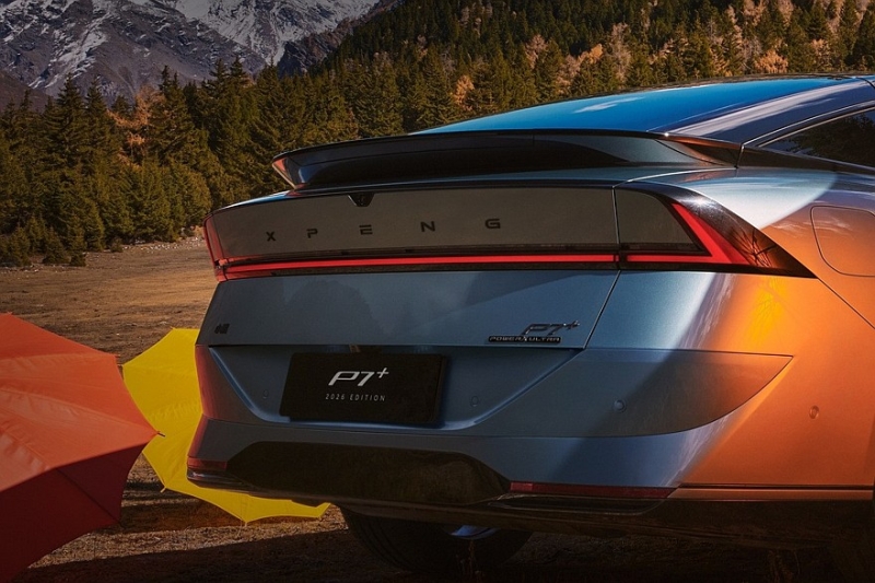 Xpeng P7+ обновлён через год после премьеры: два варианта начинки и статус глобальной модели