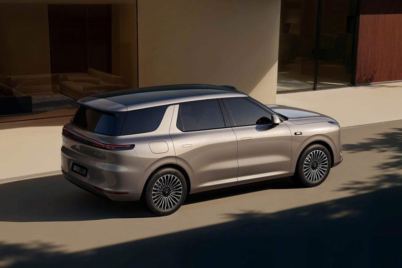 Анонсирован кроссовер IM LS8 от SAIC &ndash; более доступная альтернатива флагману LS9