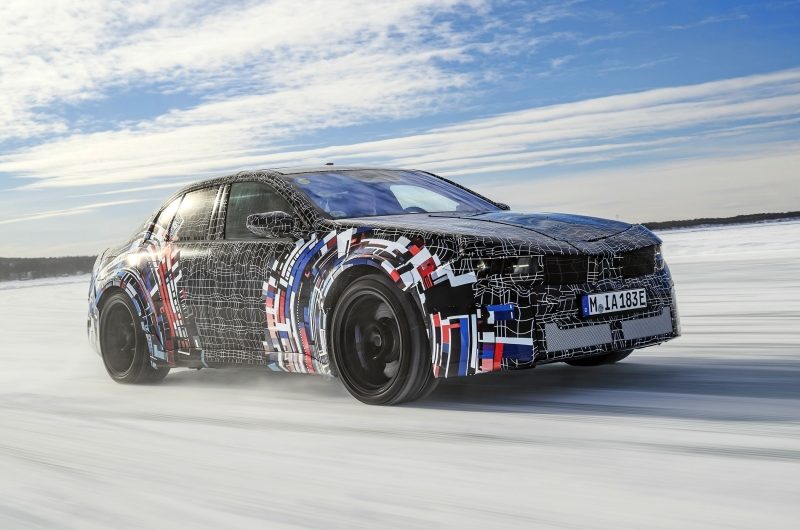 BMW M Neue Klasse появится в 2027 году со «свистелками» и имитацией коробки передач