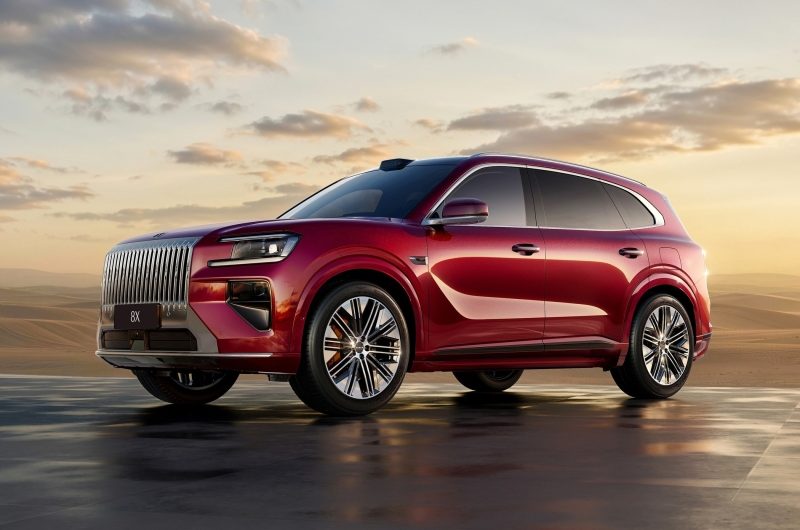 Большой кроссовер Zeekr 8X готовится к премьере: субфлагман с техникой флагмана