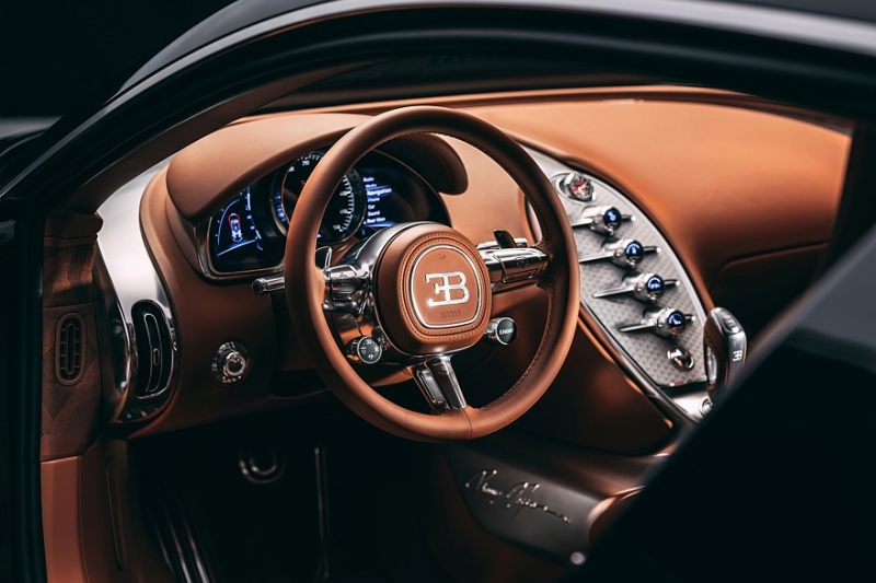 Bugatti Veyron вернулся в виде виртуозного заводского рестомода F.K.P. Hommage