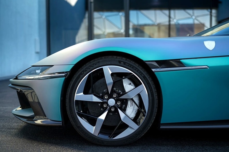 Ferrari 12Cilindri Tailor Made: шедевр южнокорейского искусства на теле «итальянца»