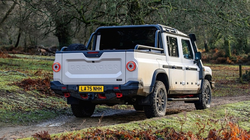 Ineos Grenadier 2026 модельного года: улучшенная управляемость и версия Black Edition