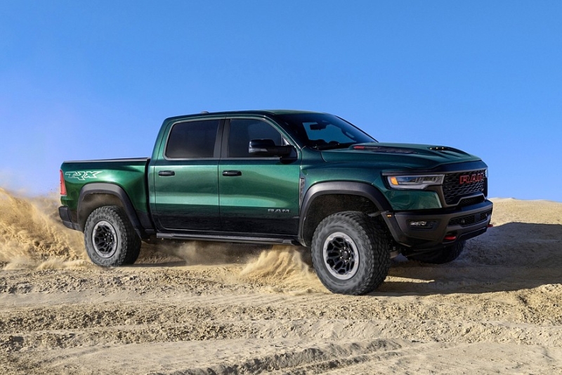 Масл-трак Ram 1500 SRT TRX вернулся: мощнее, быстрее и богаче предшественника