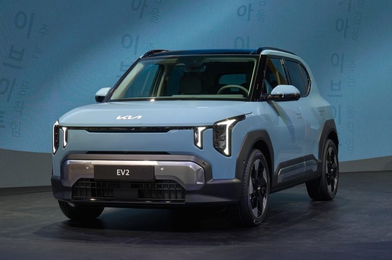 Рассекречен кроссовер Kia EV2: разный дизайн, две батареи и прописка в Европе