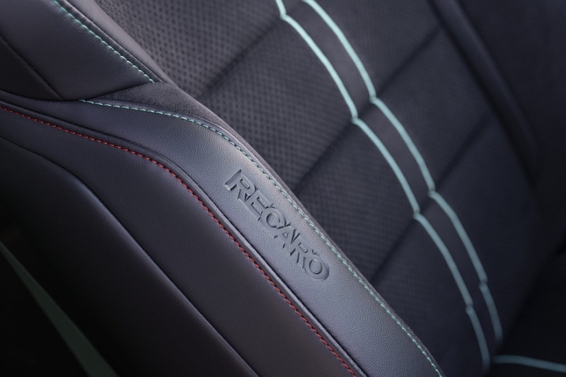 Вместо Shelby GT500: представлен Ford Mustang Dark Horse SC с компрессорным V8