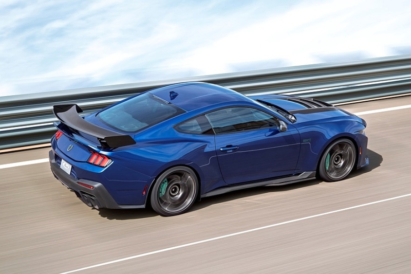 Вместо Shelby GT500: представлен Ford Mustang Dark Horse SC с компрессорным V8