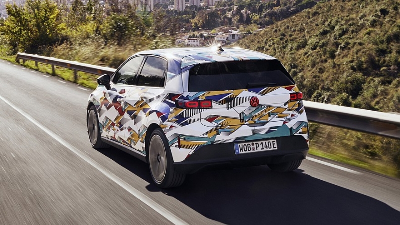 Volkswagen рассекретил салон ID. Polo: физические кнопки и пара небольших дисплеев