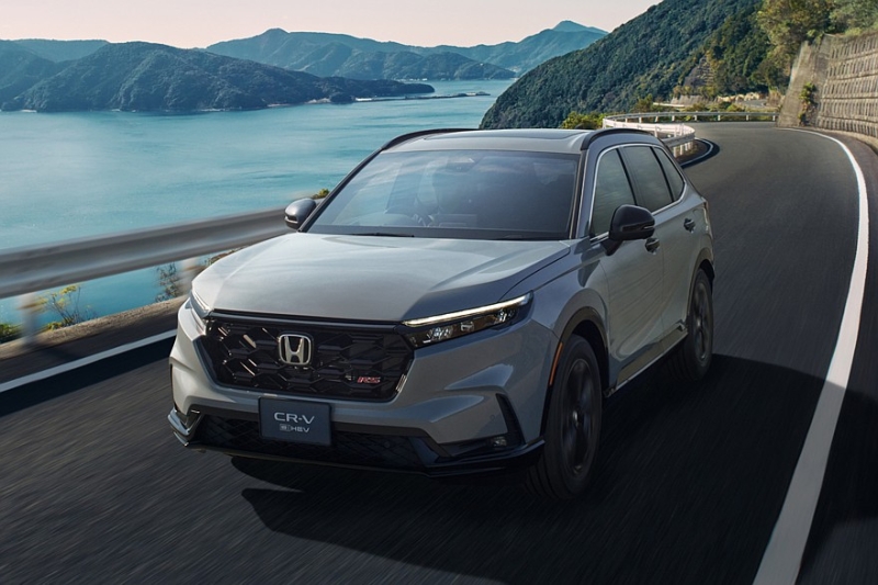 Актуальный кроссовер Honda CR-V наконец-то добрался до домашнего рынка, цены известны